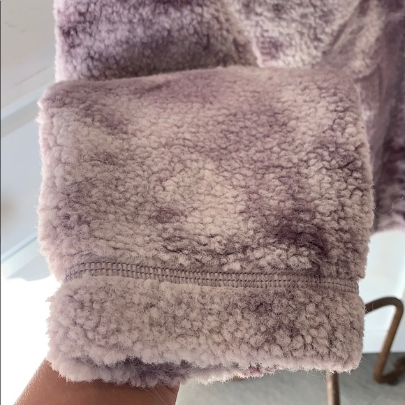 The North Face Fleece Jacket - Picture 5 of 12